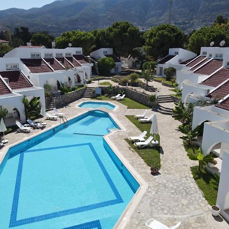Club Lapethos Bungalow Kyrenia  Luaran gambar