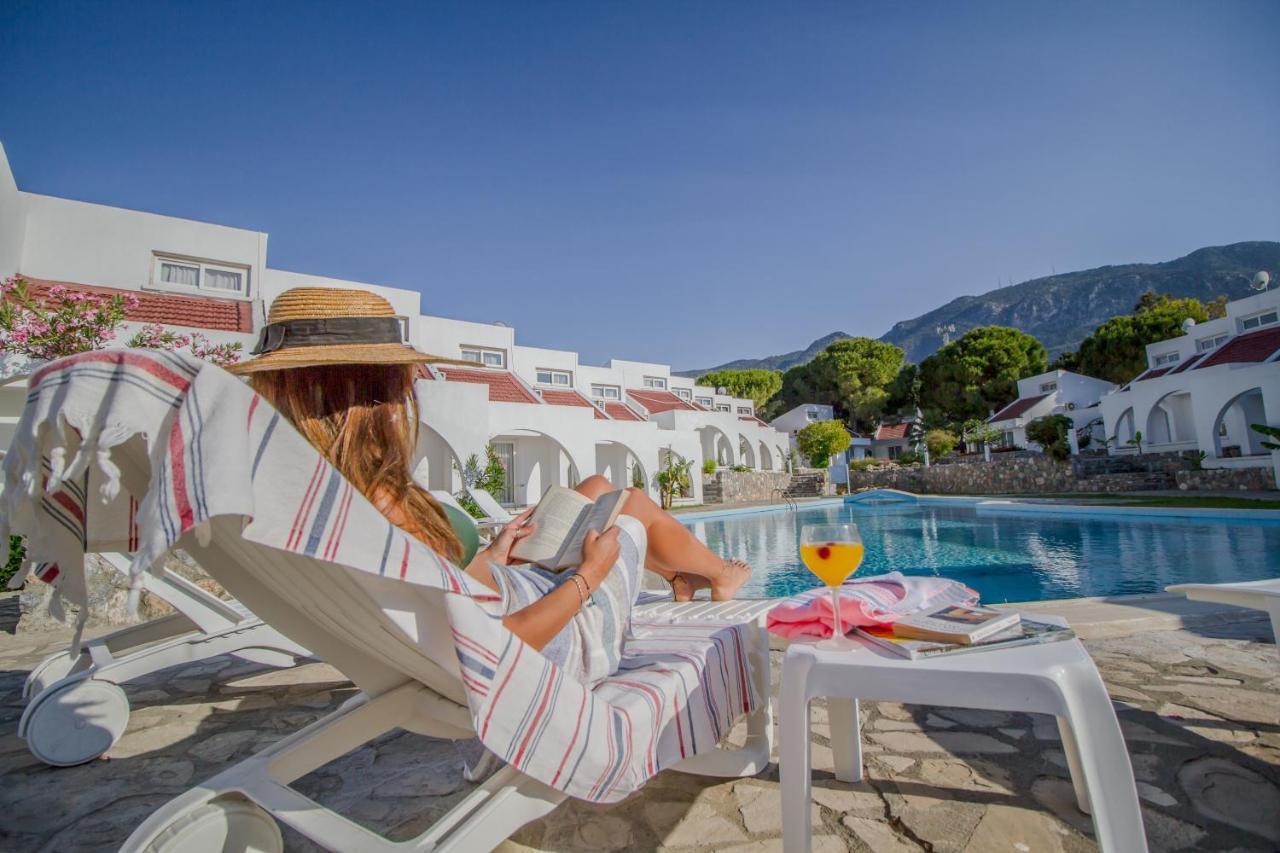 Club Lapethos Bungalow Kyrenia  Luaran gambar