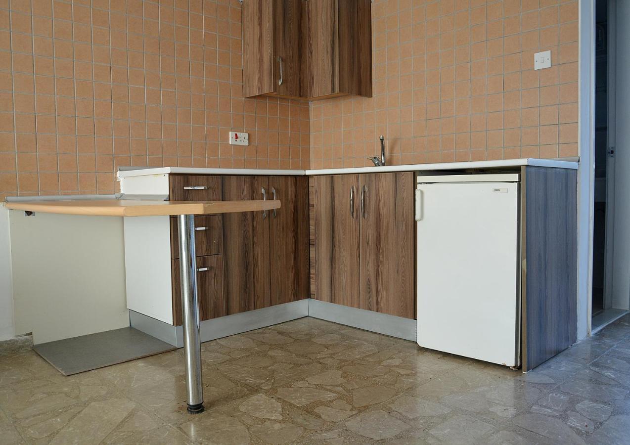Club Lapethos Bungalow Kyrenia  Luaran gambar