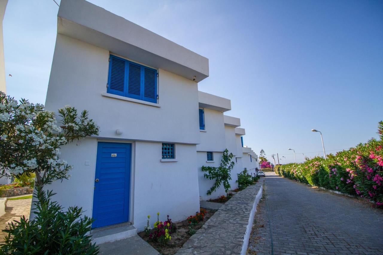 Club Lapethos Bungalow Kyrenia  Luaran gambar