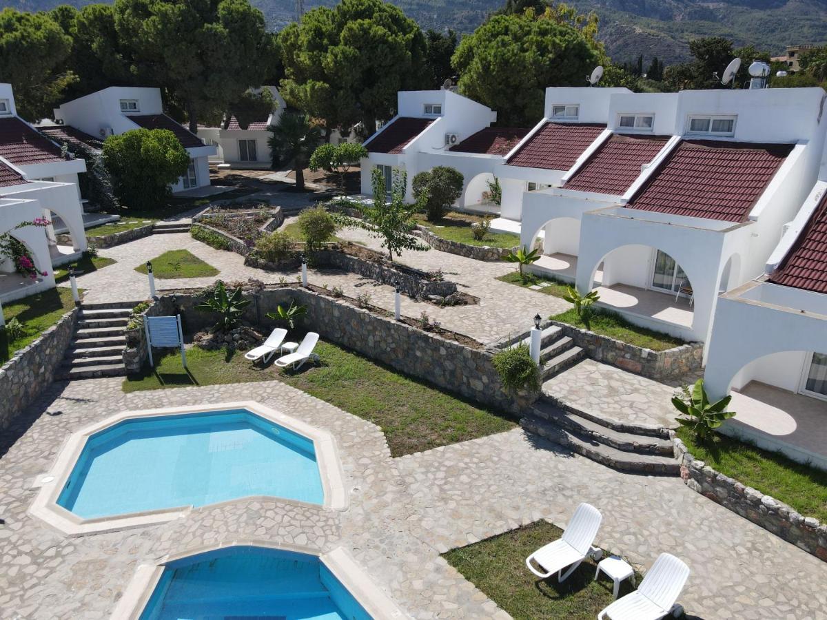 Club Lapethos Bungalow Kyrenia  Luaran gambar